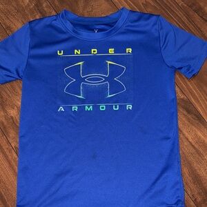 Boys under armour tshirt